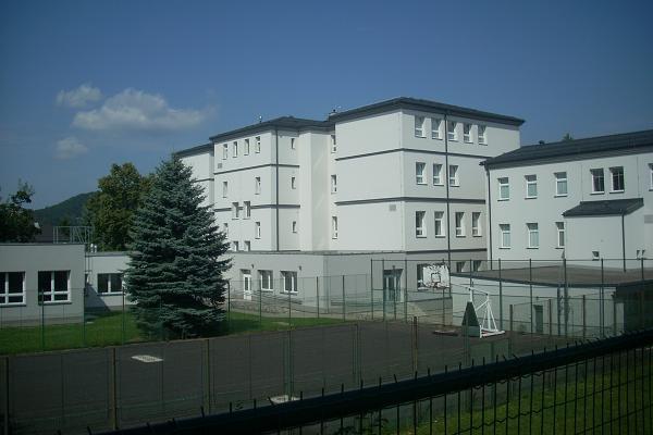 Ruprechtice nmst (zkladn kola po rekonstrukci)