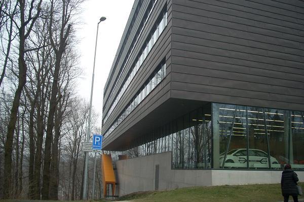 Technick� univerzita