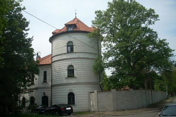 Budova na V�trn�ku