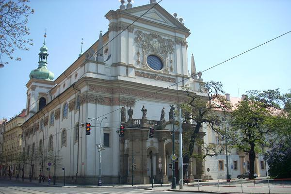 Karlovo n�m�st� - kostel
