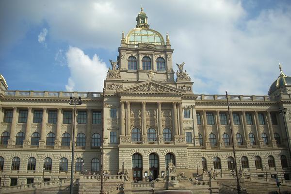 N�rodn� muzeum